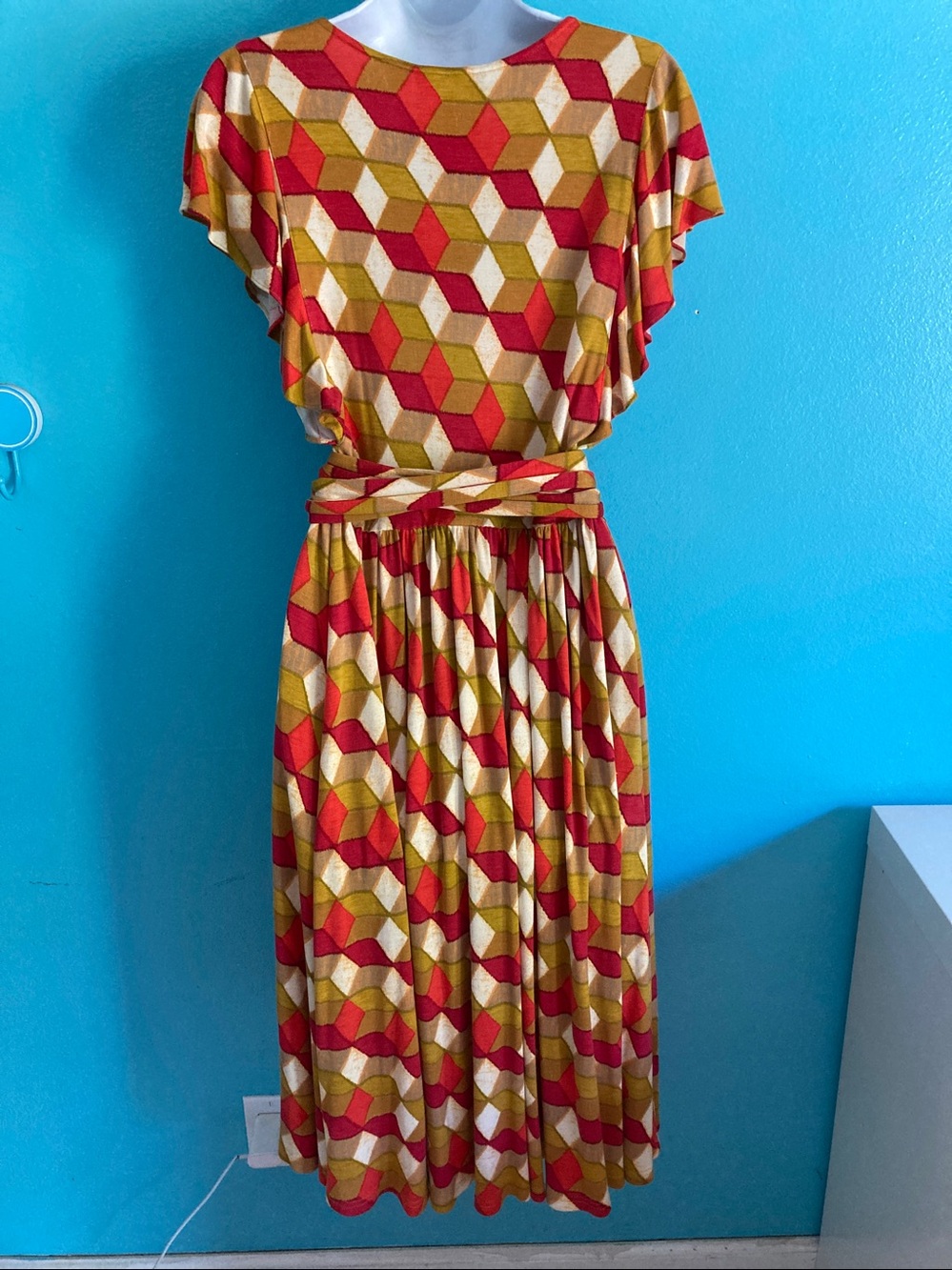 L.A.M.B Gwen Stefani 2007 Vintage Wrap Dress Size 8 Geometric Flutter Sleeve - Picture 3 of 13